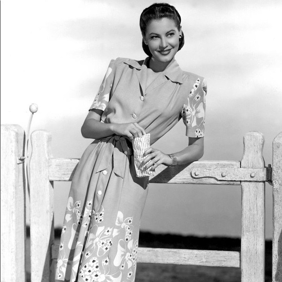 CLASSY IS BEAUTIFUL 💫 - Picture 3 of 8